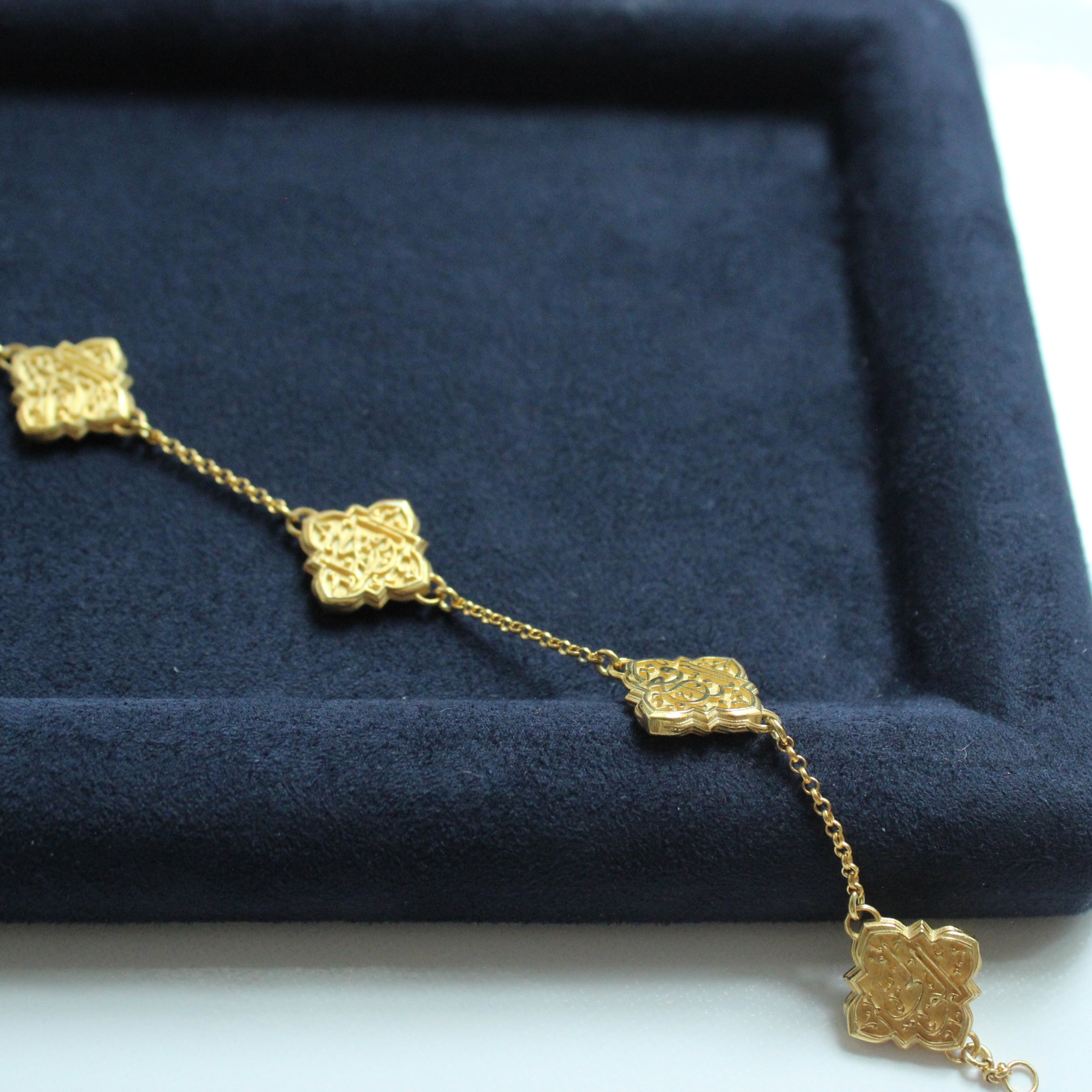 Iman Necklace - 6 Link